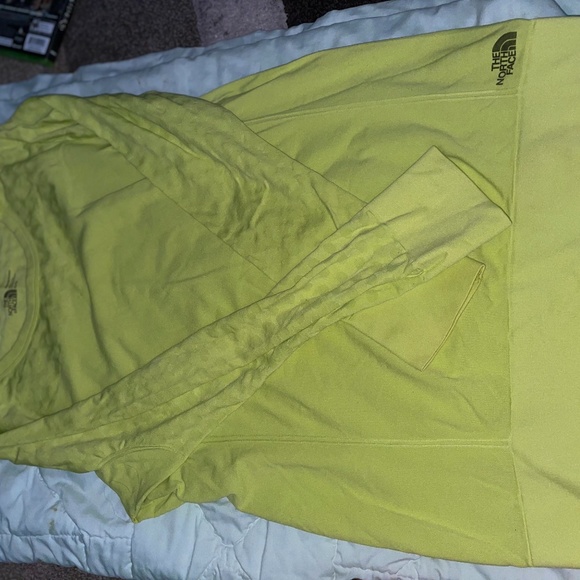 Workout long sleeve - Picture 1 of 3
